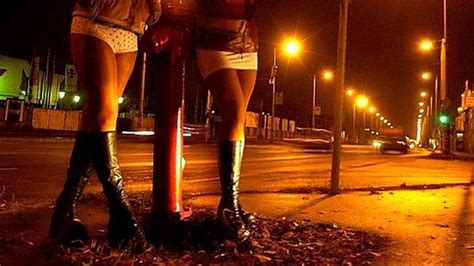 Encuentra una prostituta Colonia Rincón Viejo