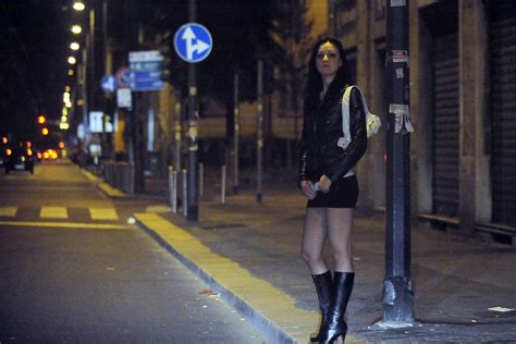 Prostitute Novate Milanese