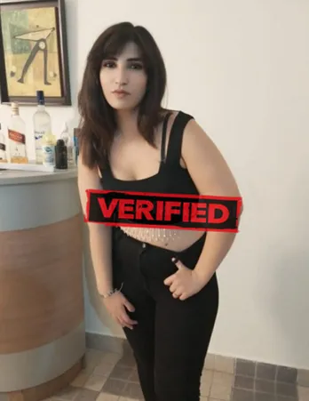 Laura sexy Prostitute Yallahs